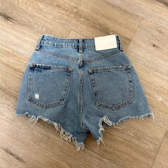 Zara Blue Distressed Denim Woman's Jean Short Shorts Size 00 - Picture 2 of 4